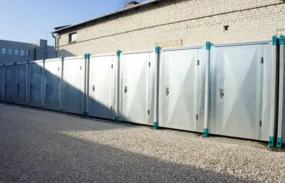 Systemy bezpieczeństwa self storage - nowoczesny monitoring i kontrola dostępu